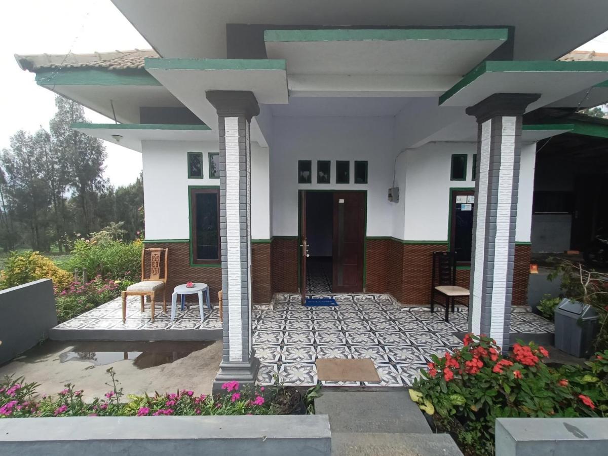 Elen Homestay By Abm Bromo Eksteriør bilde